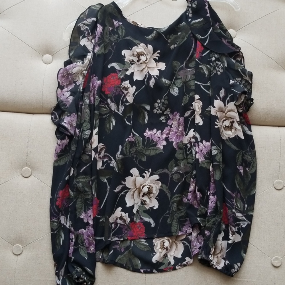 Cold shoulder floral blouse. NWT